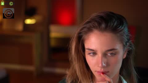 Raisa online show from December 5, 7:44 pm