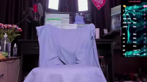 Laura online show from June 15, 2:36 am