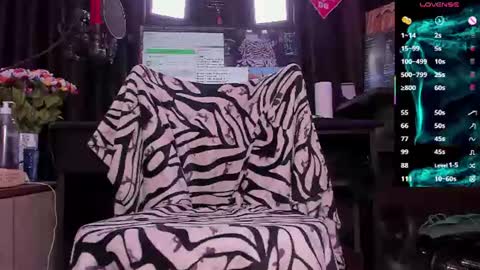 Laura online show from July 26, 2:53 am