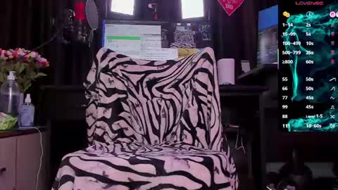 Laura online show from June 29, 2:30 am