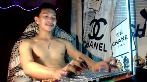 ralfhuge24 online show from July 16, 12:08 pm
