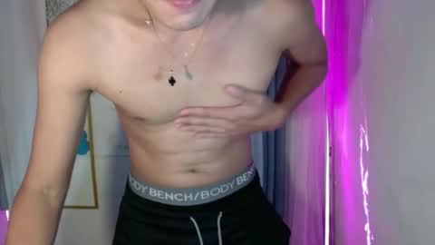ralfhuge24 online show from May 1, 12:26 am