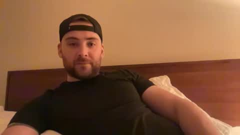 randomdude5950 online show from February 11, 2:59 am