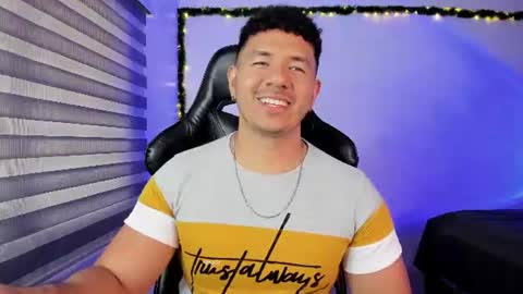 Jonas online show from July 15, 3:17 pm