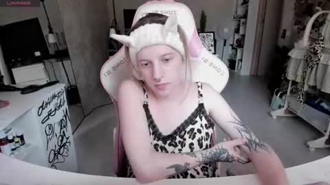 Rapunzel online show from July 11, 1:36 pm