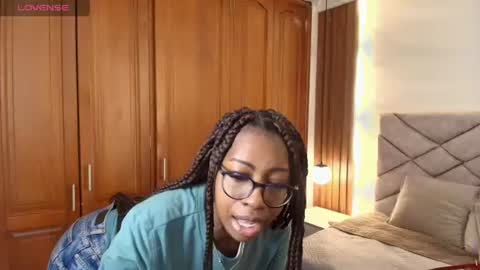 Raquel online show from June 22, 11:50 am
