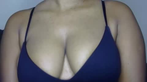 rara_molly online show from May 19, 1:56 am