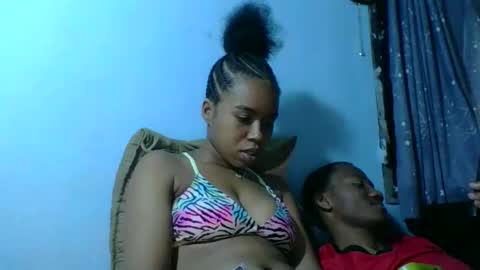 rasoelysca online show from March 14, 11:14 am