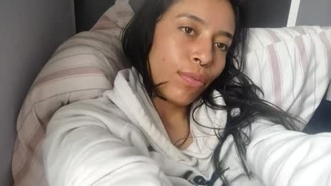   online show from March 3, 8:49 pm