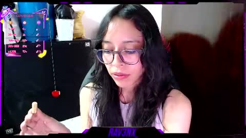   online show from August 7, 10:41 pm