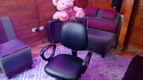 raven__purple online show from July 31, 2:12 am