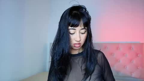 Raven  online show from November 16, 2:19 pm