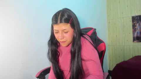 Snapshot of raven_rouge chatting on October 2, 6:34 am gata online show from October 2, 6:34 am