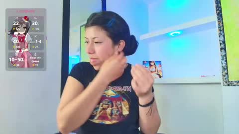 Snapshot of raven_rouge chatting on October 11, 7:24 am gata online show from October 11, 7:24 am
