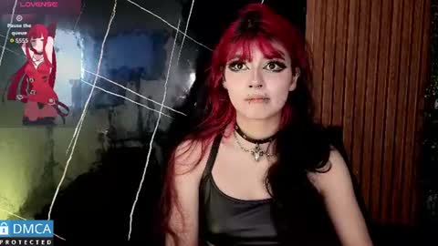 raven_rox_ online show from July 10, 7:07 pm