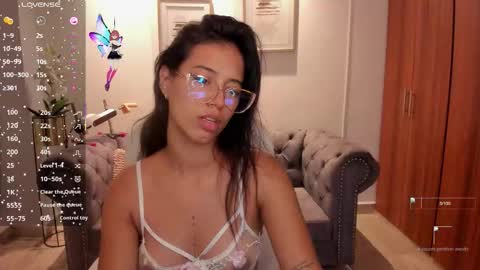 Snapshot of raven_stonee chatting on October 15, 3:32 am Raven online show from October 15, 3:32 am