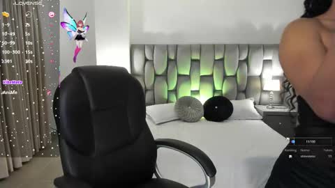 Snapshot of raven_stonee chatting on October 19, 3:44 am Raven online show from October 19, 3:44 am