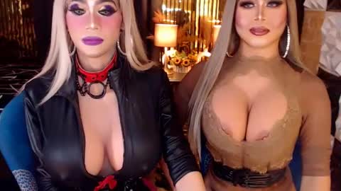 ravenmystiquex online show from May 7, 7:15 am