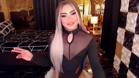 ravenmystiquex online show from March 13, 5:27 pm