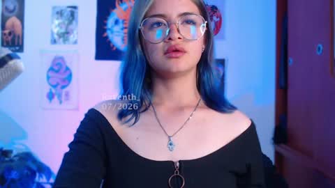 raventh_ online show from July 23, 4:10 am