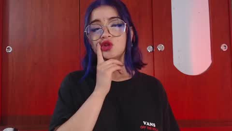 raventh_ online show from April 23, 12:29 pm