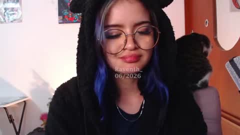 raventh_ online show from June 27, 5:35 am