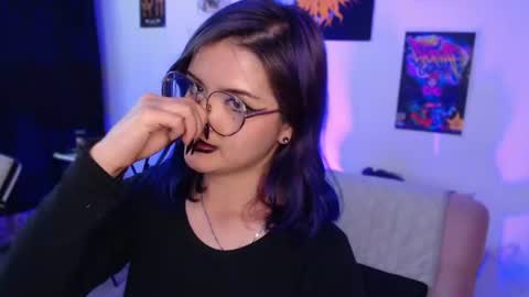 raventh_ online show from July 9, 3:54 am