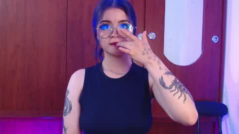 raventh_ online show from April 26, 1:42 pm