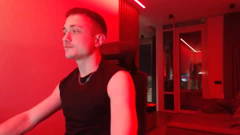 Snapshot of ravine_doleg chatting on February 13, 9:50 pm Alex Nash online show from February 13, 9:50 pm