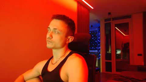 Snapshot of ravine_doleg chatting on January 30, 11:02 pm Alex Nash online show from January 30, 11:02 pm