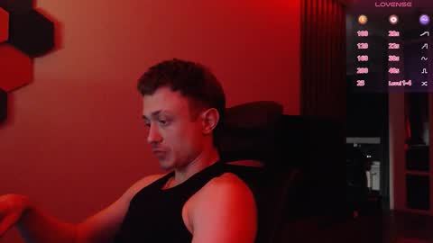 Snapshot of ravine_doleg chatting on September 17, 10:24 pm Alex Nash online show from September 17, 10:24 pm