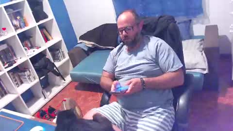 ravingr3d3 online show from July 13, 10:24 pm