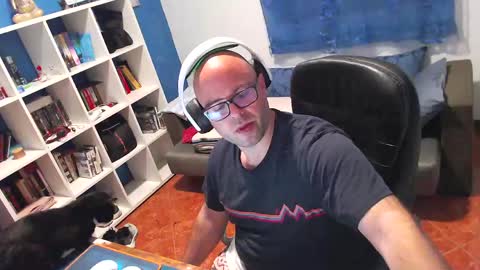ravingr3d3 online show from April 26, 10:07 pm
