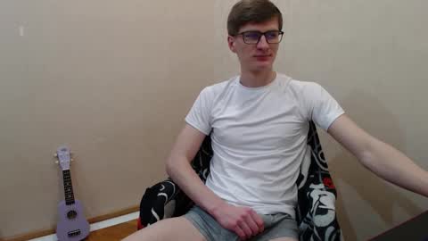 Ray Booy  online show from February 15, 8:29 pm