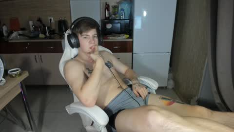 Ray online show from December 2, 7:44 pm