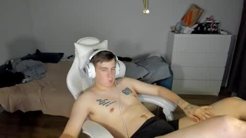 Ray online show from September 8, 7:46 pm