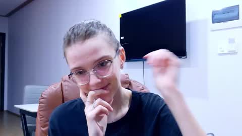 Ray-Ray online show from January 18, 2:59 pm