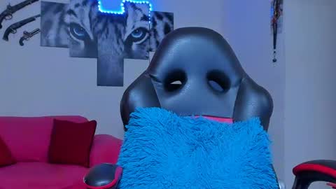 ray_long222 online show from June 30, 1:43 pm