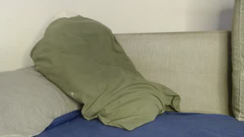 Ray  online show from June 22, 3:52 pm