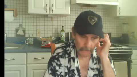 Ray online show from July 28, 6:08 pm