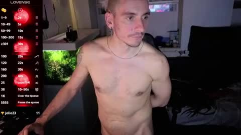 Rayzel online show from April 28, 2:27 am