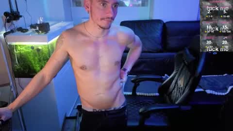 Rayzel online show from February 8, 4:54 pm