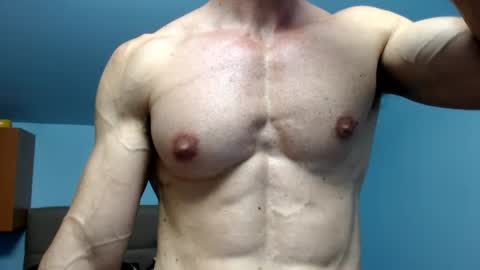 razorramon13 online show from July 28, 11:39 am