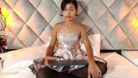 DONCELLA online show from February 13, 10:02 pm