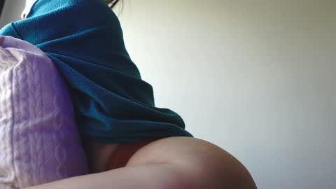 Snapshot of reallilygrace chatting on December 5, 9:33 pm Lily Grace online show from December 5, 9:33 pm