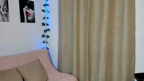 Rebeca Marchetti online show from July 24, 9:23 pm