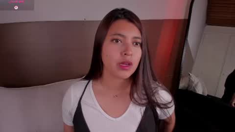 Rebeca Williams online show from August 4, 3:35 am
