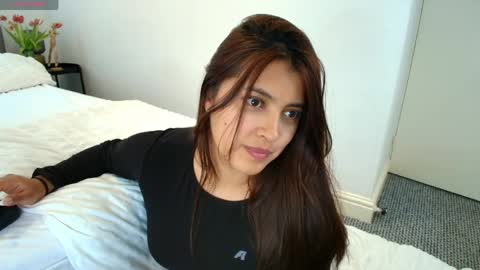 Rebeca Williams online show from May 5, 1:39 pm