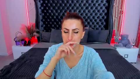 rebecca_diamonds online show from April 28, 6:07 am
