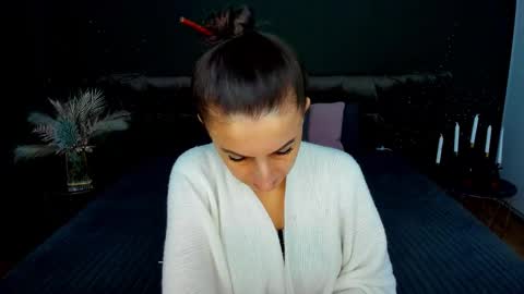 rebecca_diamonds online show from February 13, 7:22 am